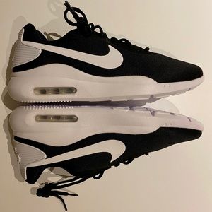 Nike Air Max Oketo